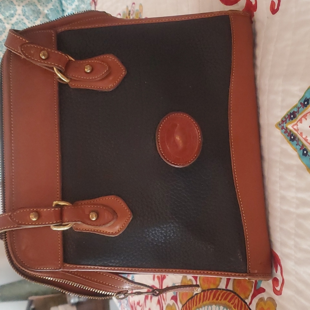 Dooney and Burke Hanbag